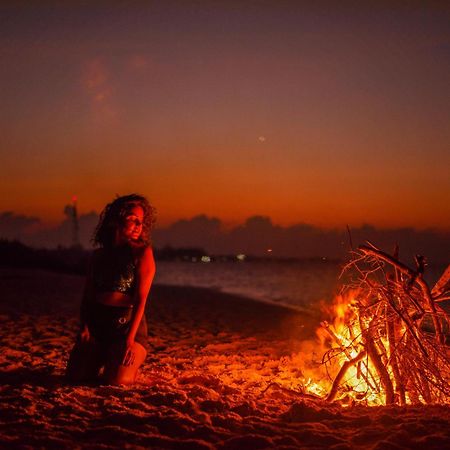 Summer Vibes Beach Front Rasdhoo 외부 사진